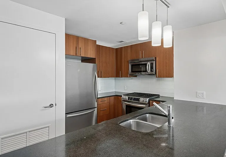 3260 Henry Hudson Pkwy E #5G — Photo 4