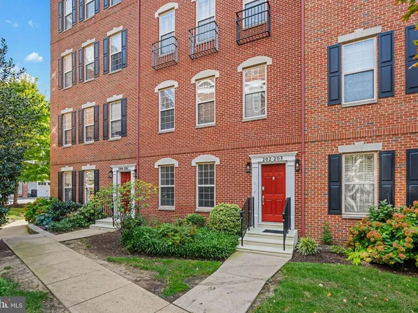 202 Captains Way, Philadelphia, PA 19146