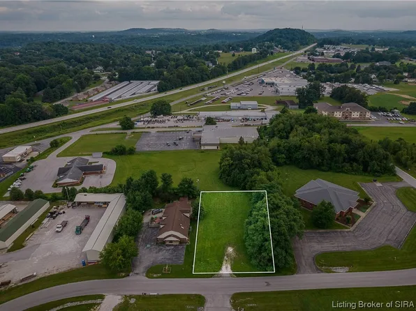  Allison Lane NW, Corydon, IN 47112