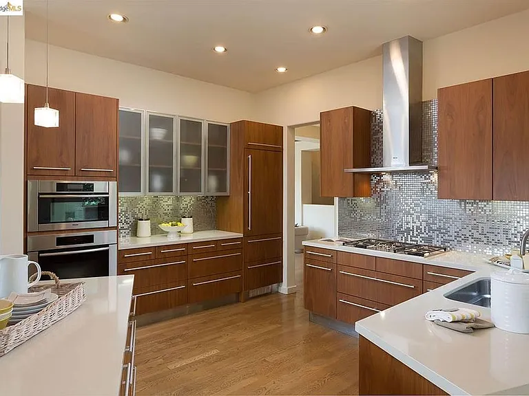 930 Aquarius Way — Photo 11