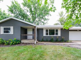 1120 E Cedar St, Brandon, SD 57005