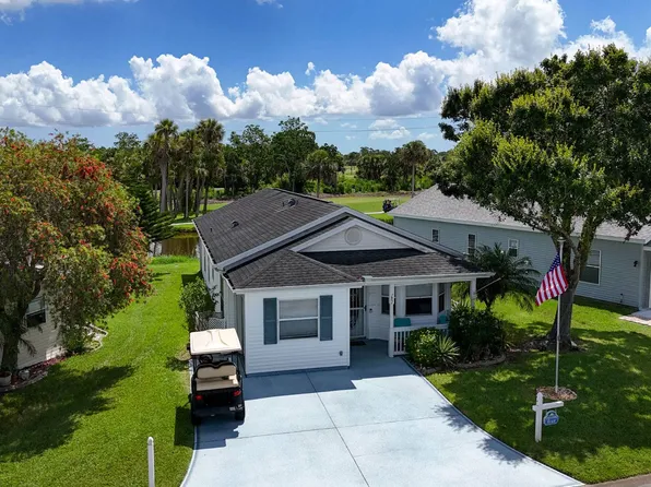 787 Plantation Dr, Titusville, FL 32780