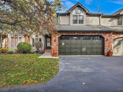 10 In The Woods Ln, West Seneca, NY, 14224