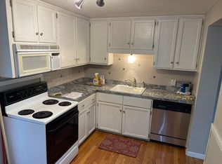 307 Viking St NW, North Canton, OH