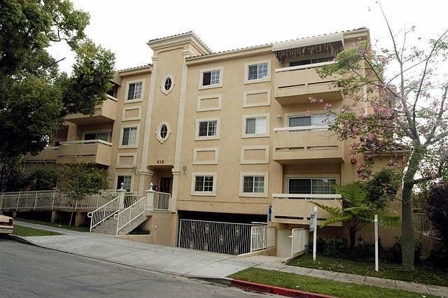 1st image of 428 E Santa Anita Ave APT 106