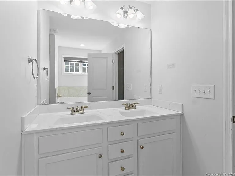 2051 Hayfield Rd — Photo 20