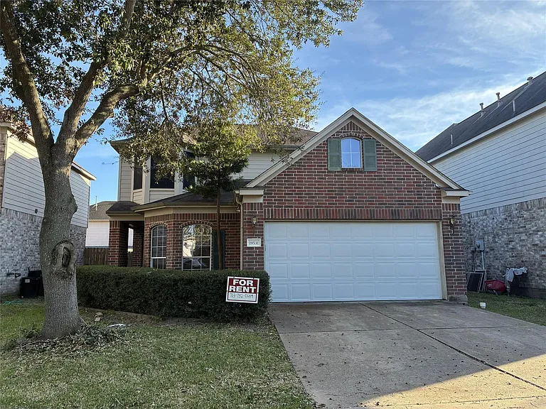 19531 Hickory Meadow Ln — Photo 1