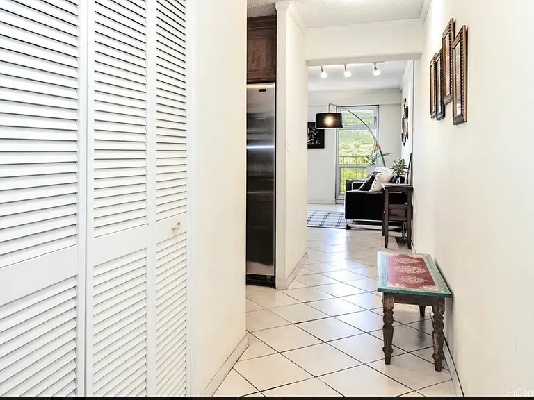 2575 Kuhio Ave #1202 — Photo 20