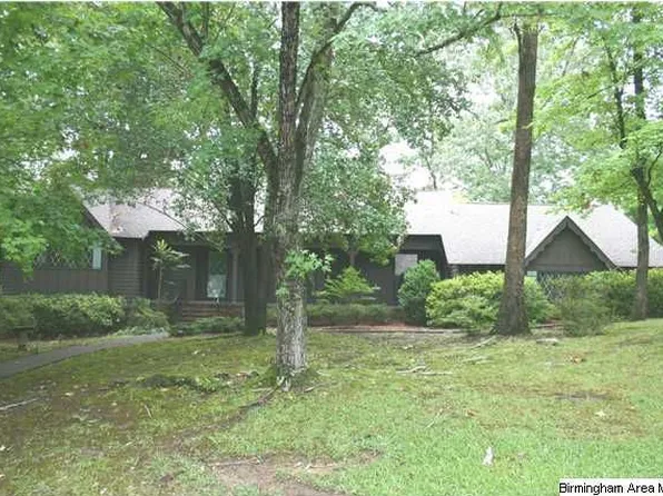 1012 Kings Forest Dr, Leeds, AL 35094