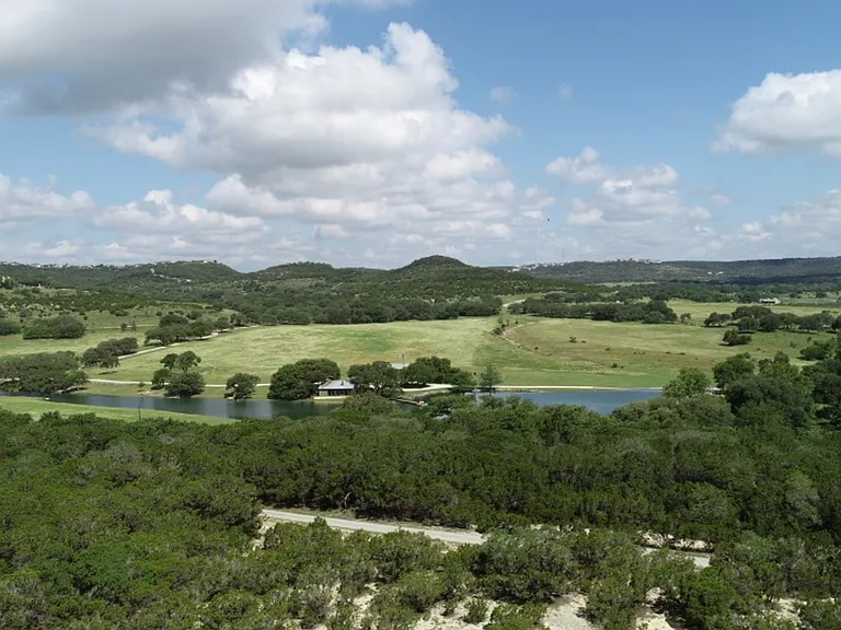 305 State Highway 46 — Photo 19