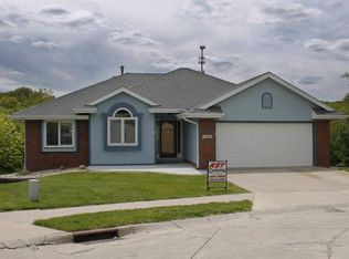 1101 Tower Ridge Dr, Council Bluffs, IA 51503