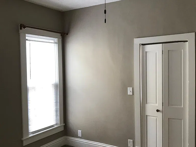 324 Park Ave — Photo 6