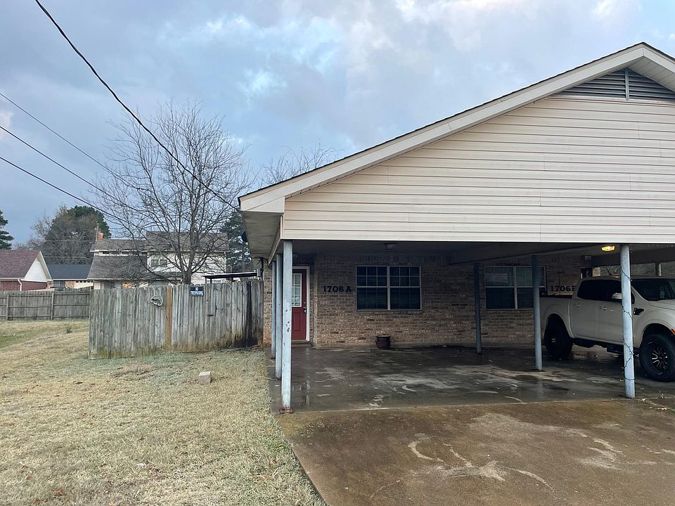 1st image of 1706 Clearwood Dr #A