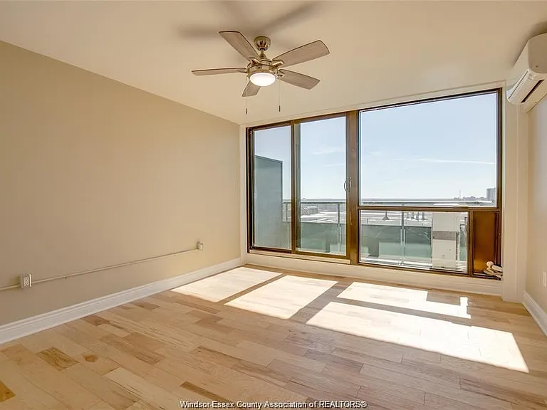 111 Riverside Dr E #1607 — Photo 16