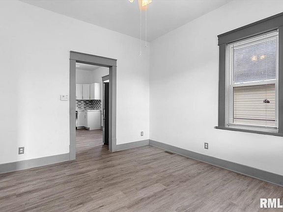 5th image of 1617 E Cummins Ave