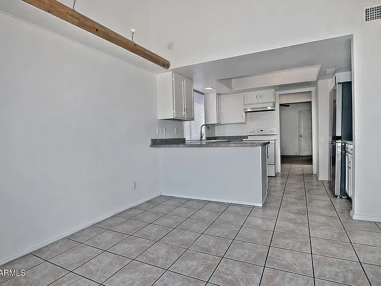 1807 N Ventura Ln — Photo 24