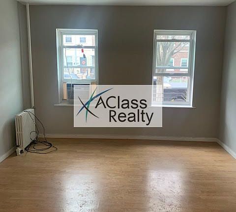 3rd image of 21-33 37th St #1