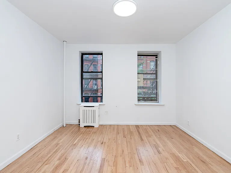 213 E 88th St #3FE — Photo 8