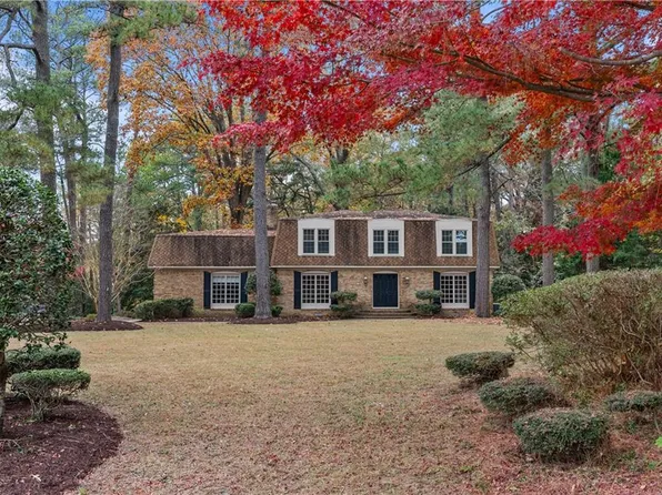 1273 Redwood Farm Ct, Virginia Beach, VA 23452