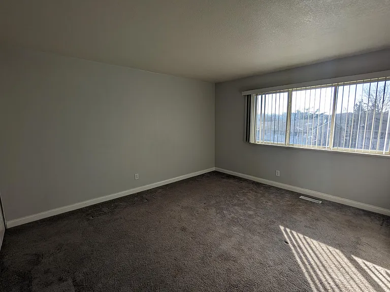 3489 Kenbrooke Ct #1 — Photo 9