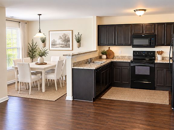 4th image of 7 Miriam Jordan Rd
