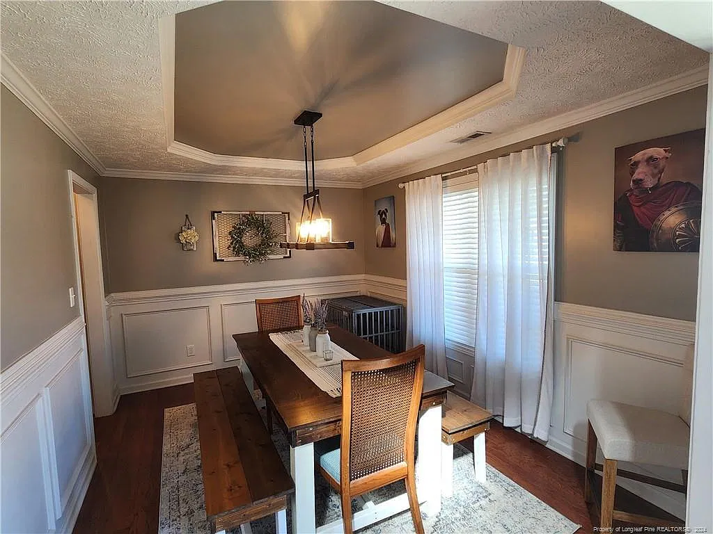 3 bed, 2.5 bath, $1,950 — Photo 3