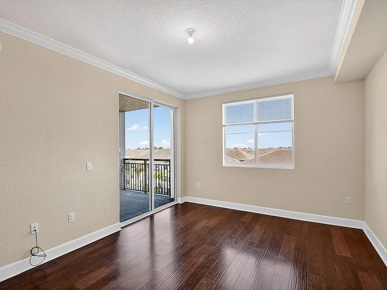 1660 Renaissance Commons Blvd #2517 — Photo 17