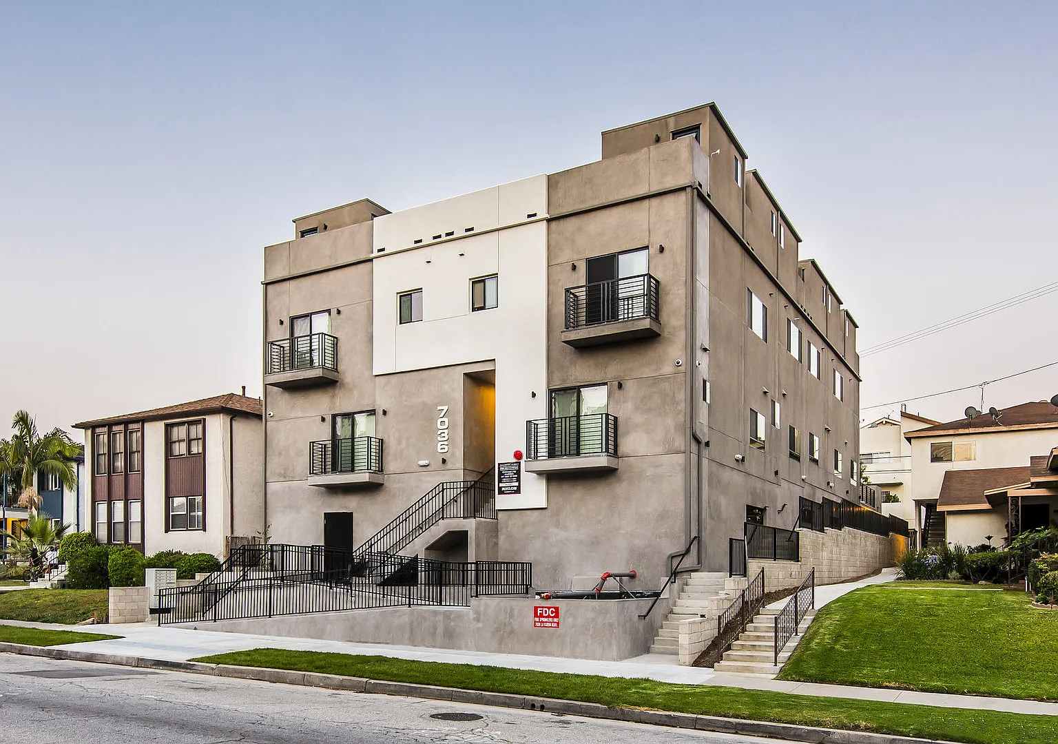 Come Home To Our Modern Townhomes In Westchester! — Photo 4