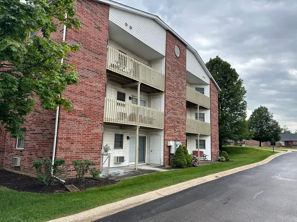 551 Leah Ln APT 3B, Woodstock, IL 60098