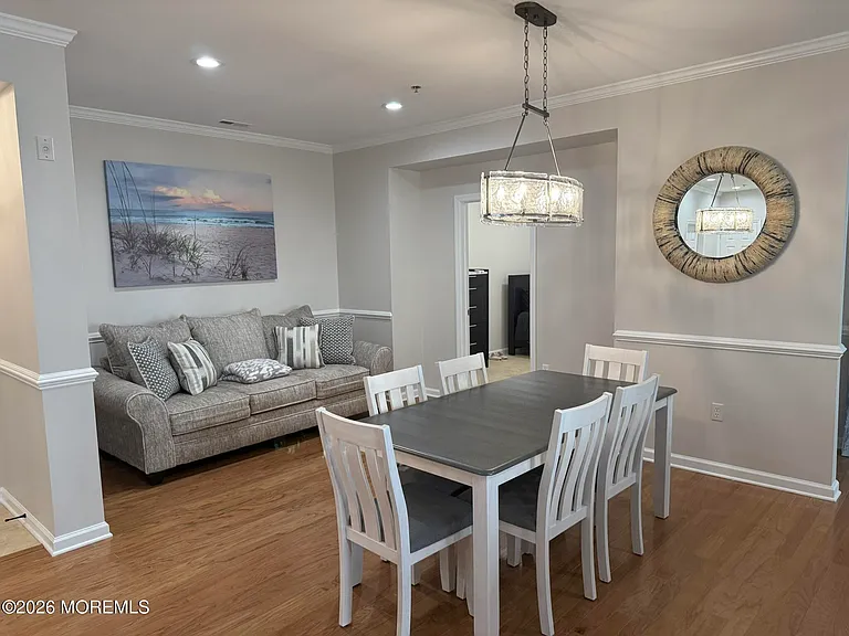 22 Cooper Ave #207 — Photo 5