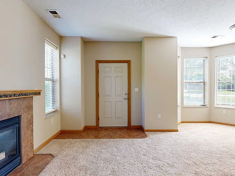 Stone Creek Villas — Photo 125