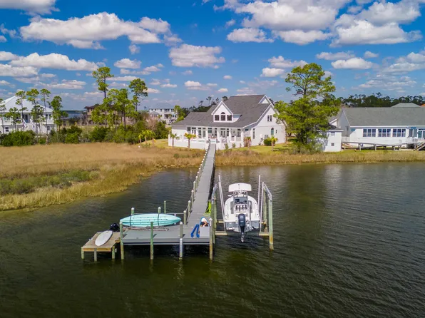 1307 Savannah Dr, Panama City, FL 32405