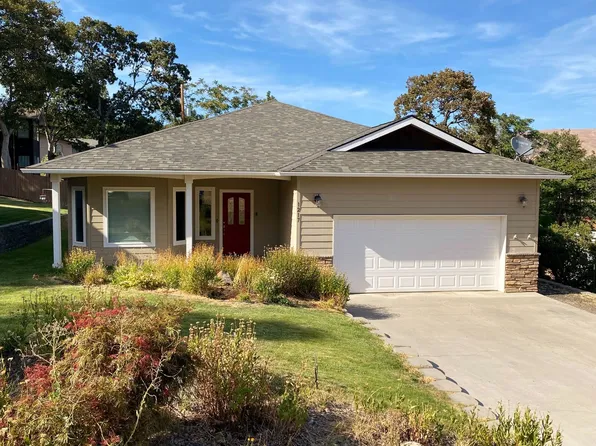 1217 Pomona St W, The Dalles, OR 97058