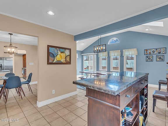 3rd image of 979 Mcguire Drive