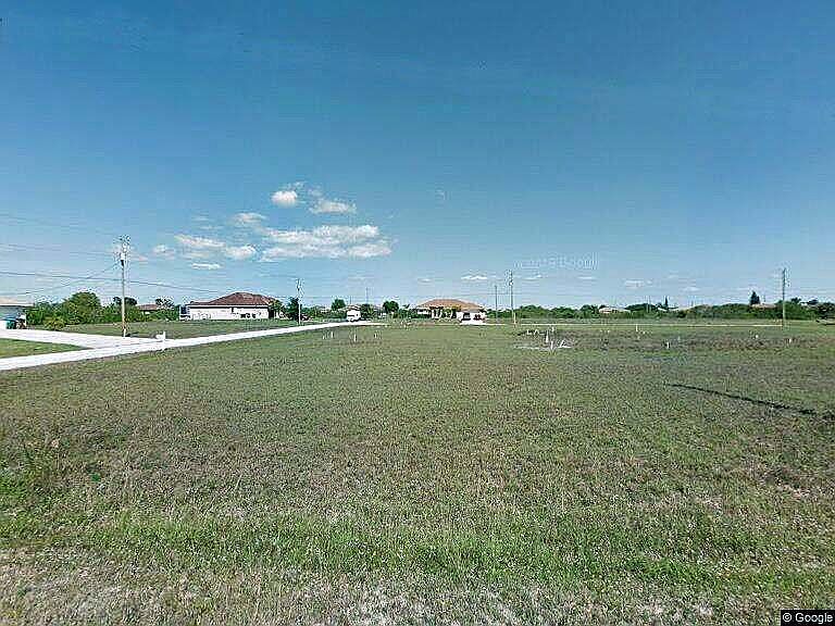 Excellent Corner Lot