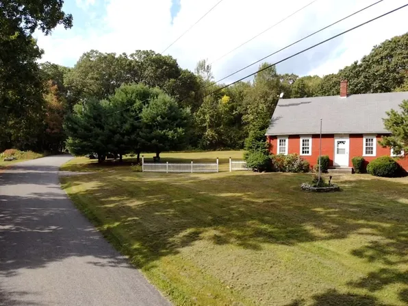 342 Chestnut St, Uxbridge, MA 01569