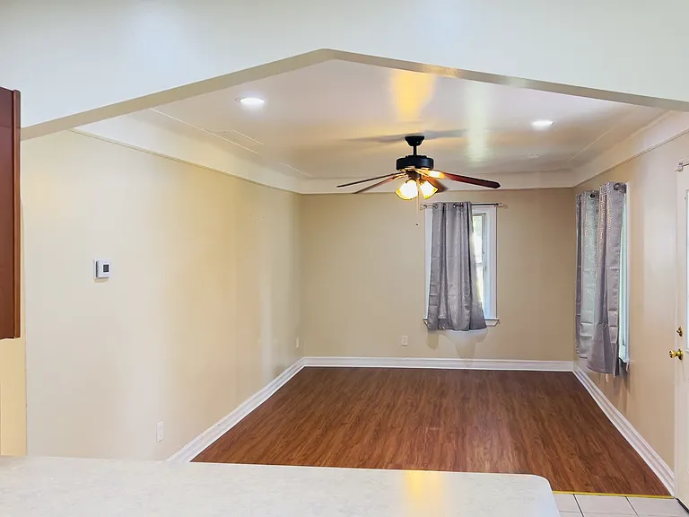 8405 Jackson Ave — Photo 9
