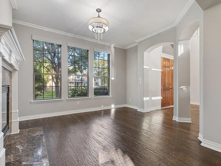 10229 Fire Ridge Dr — Photo 11