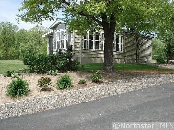 3rd image of 26737 Riverview Dr