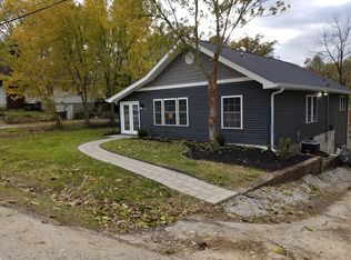 1905 W Arlington Rd, Bloomington, IN 47404