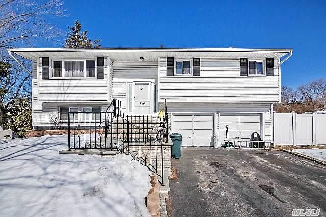 1st image of 130 Circle Dr S