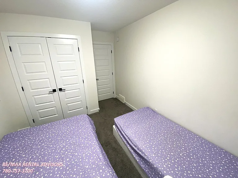2443 15th Ave NW #UPPER — Photo 24