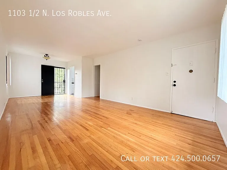 1103 1/2 N Los Robles Ave — Photo 3