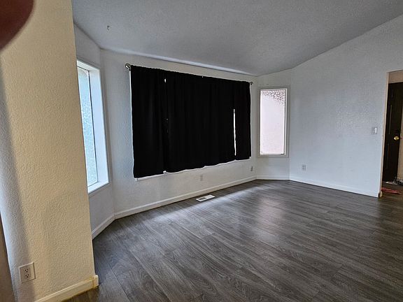 4th image of 6727 14th Ave NE
