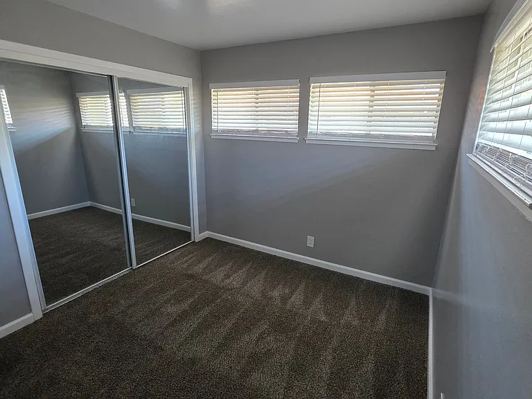 Arden Fair Apartments — Photo 43