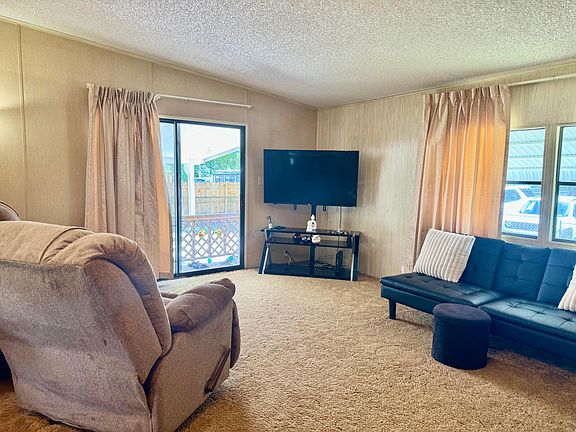 5th image of 9313 SE 61st Drive