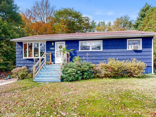 762 College Street, Lewiston, ME 04240