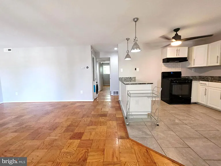 7316 Donnell Pl #B-2 — Photo 11