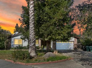 8205 Sunbonnet Dr, Fair Oaks, CA 95628