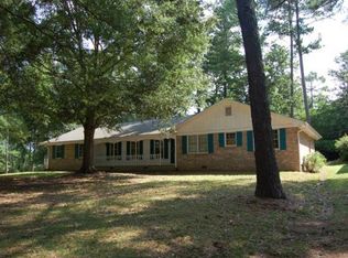 1208 Strawberry Trl, Ellenwood, GA 30294